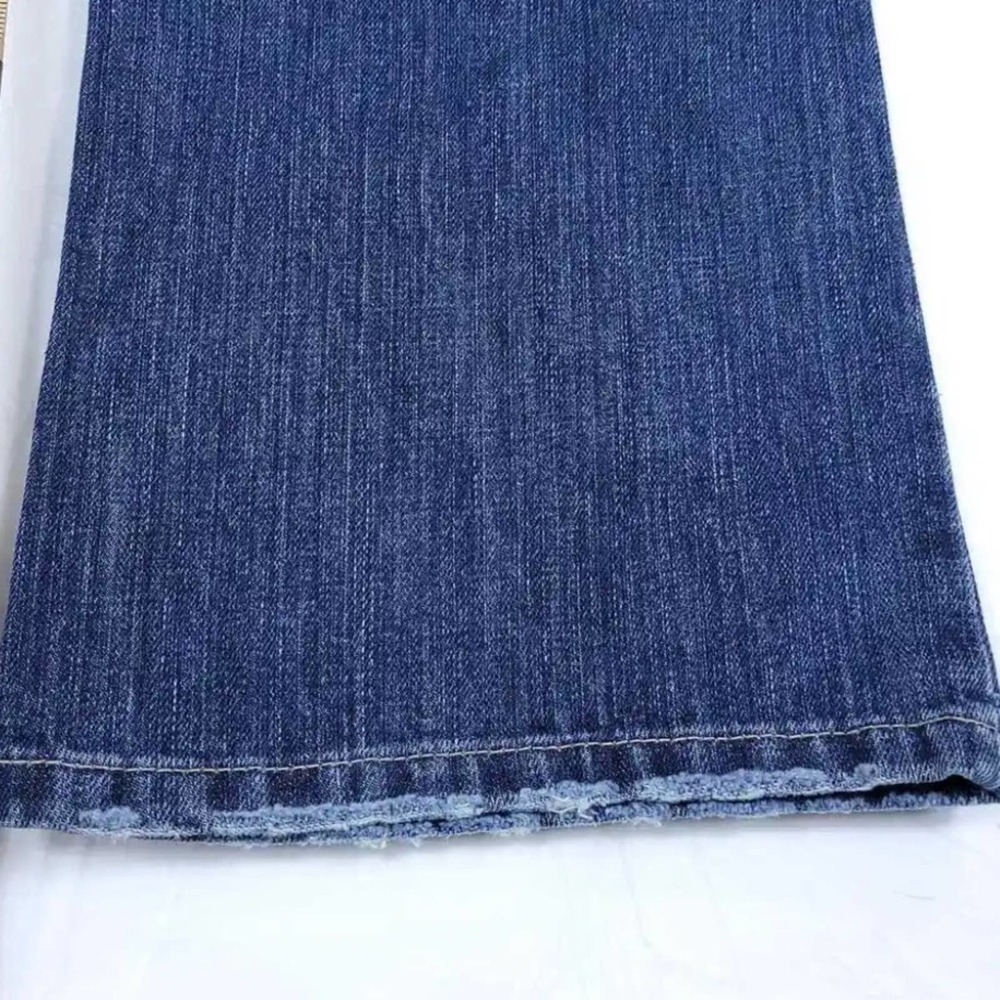 DECREE Junior's Distressed Medium Stonewash Jeans - Picture 8 of 10